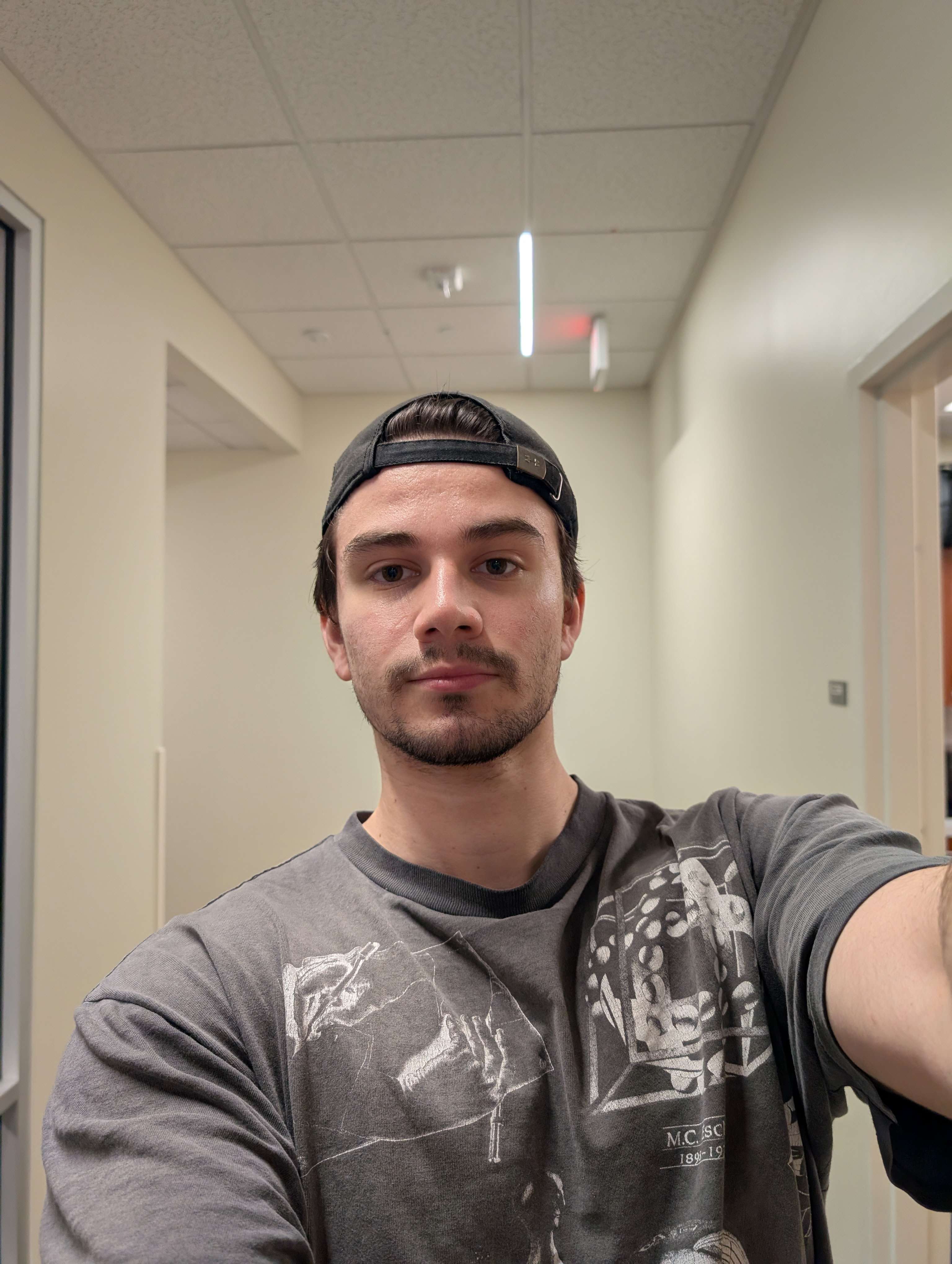 Portrait of Raul Valle, President of IEEE SPS at UF.